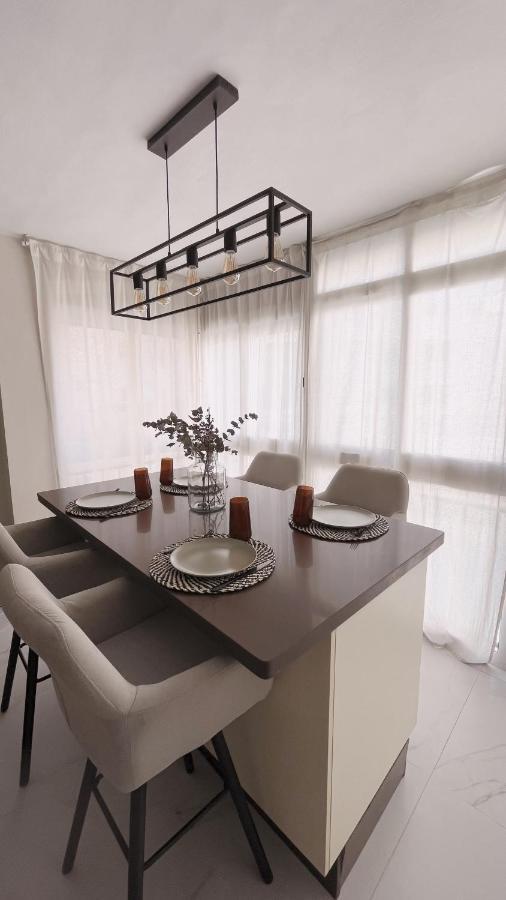 Precioso Apartamento Con Piscina A 3 Minutos De La Playa En Coche Torremolinos Extérieur photo